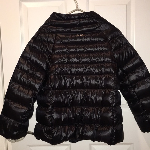 Puffy 🧥 Coat - Picture 3 of 4